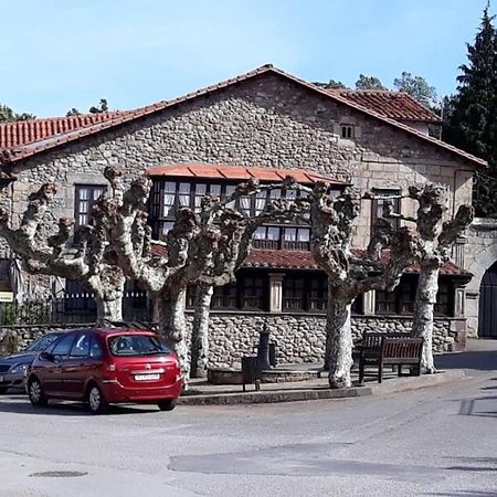 Meson El Pucheru Hotel Barcenaciones Exterior photo